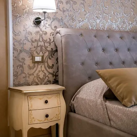 Palazzo Bove 4* 갈라토네