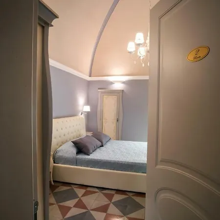 Palazzo Bove 4* 갈라토네